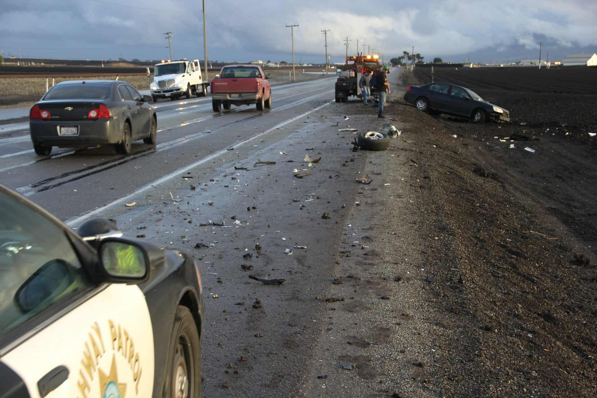 car-accident-1921347_1920